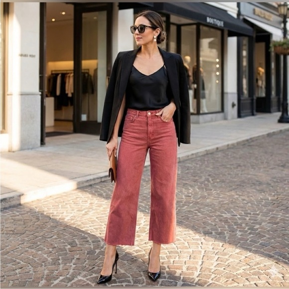 Zara High-Rise Wide leg Cropped Jeans in Rose NWOT - Picture 2 of 4